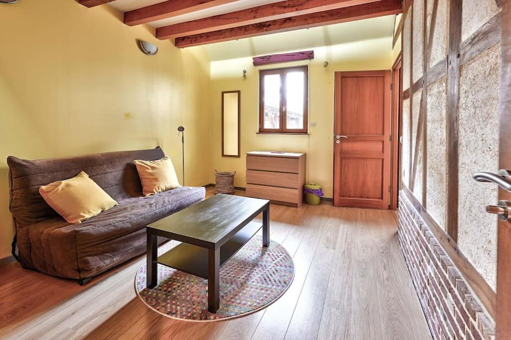 Maison De Ville Spacieuse Et Calme En Plein Coeur D'Αμιάν Εξωτερικό φωτογραφία