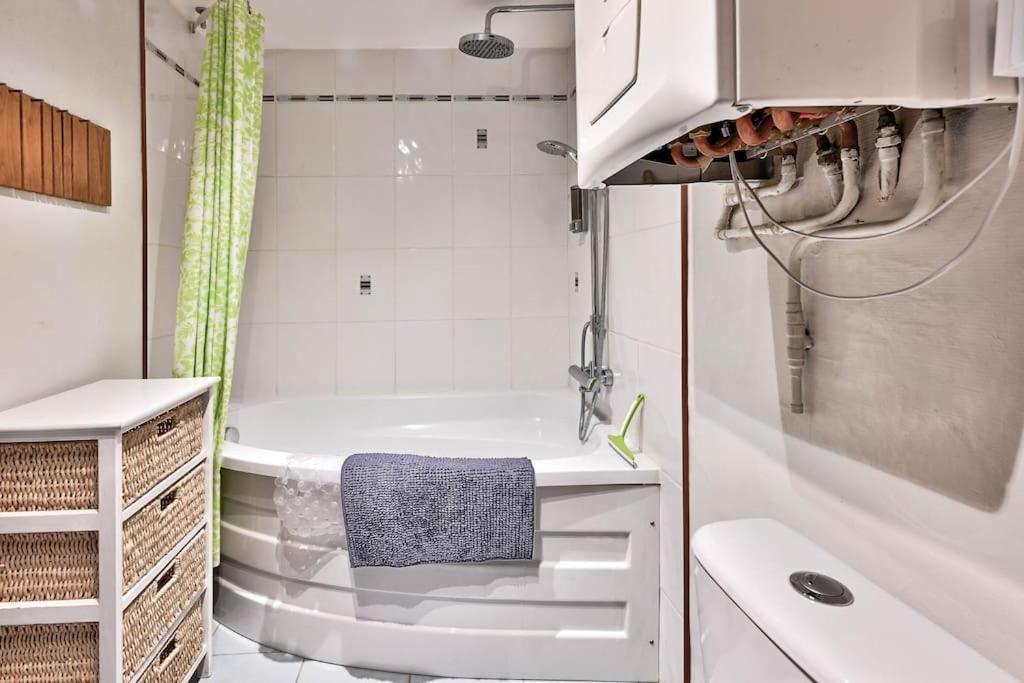 Maison De Ville Spacieuse Et Calme En Plein Coeur D'Αμιάν Εξωτερικό φωτογραφία