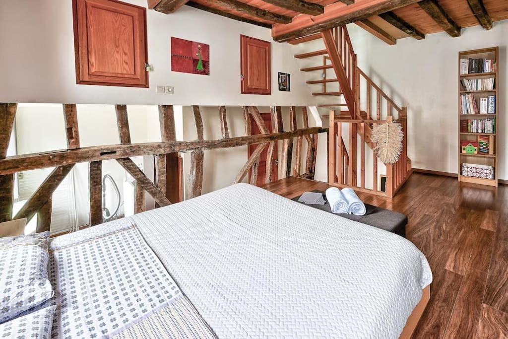 Maison De Ville Spacieuse Et Calme En Plein Coeur D'Αμιάν Εξωτερικό φωτογραφία